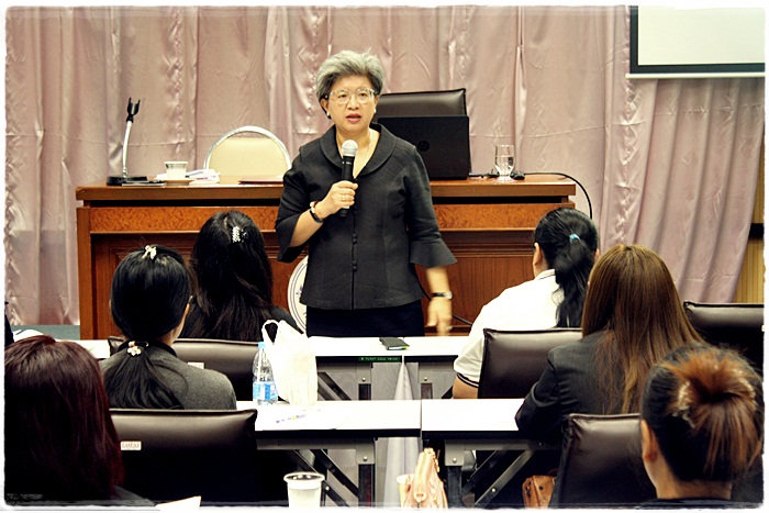 ﻿กรมบังคับคดีจัดประชุมการให้ความรู้แก่เจ้าหน้าที่ธุรการด้านการปฏิบัติงานอายัดทรัพย์สิน
